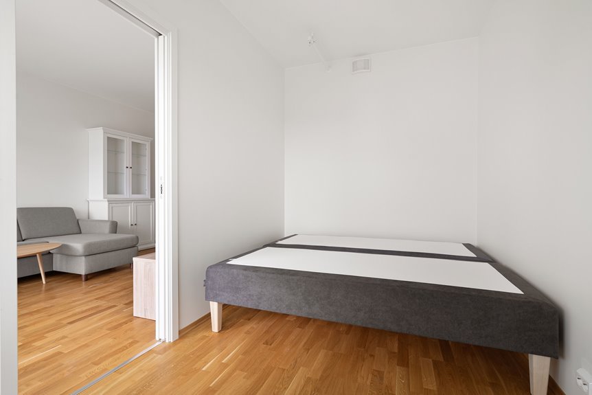 how double sofa bed operates