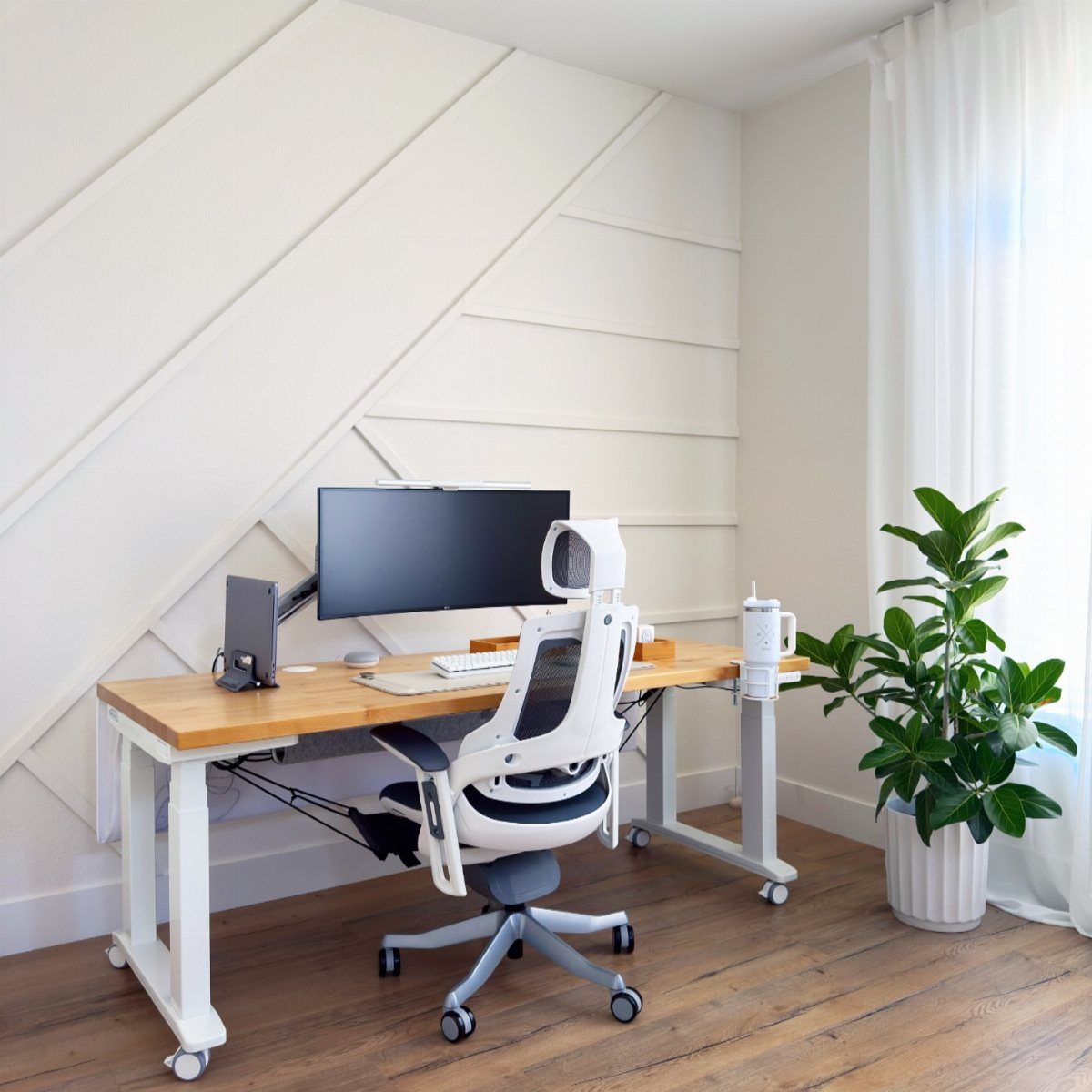 Furniture on Wheels: 19 Ideas for Rolling Pieces That Move 13 Wooden desk and ergonomic office chair both equipped with caster wheels in a bright room.