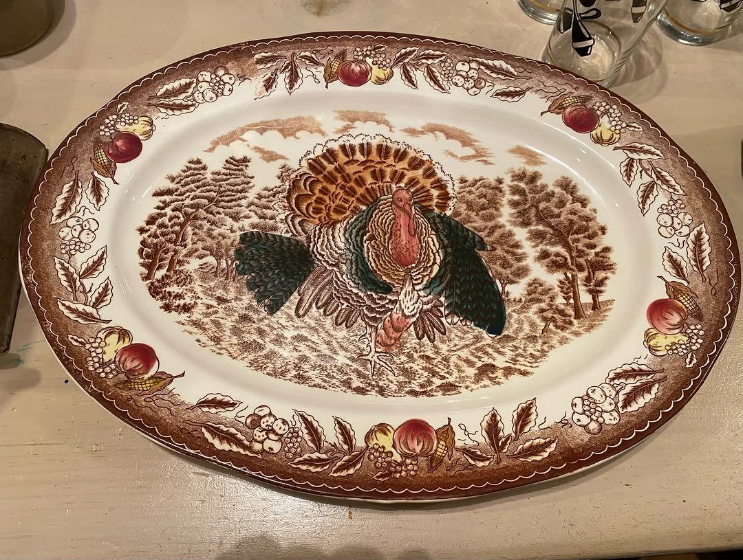 Vintage Plate Set Ideas: 12 Timeless Styles for Your Table 2 Oval vintage ceramic platter featuring a detailed illustration of a turkey in the woods.